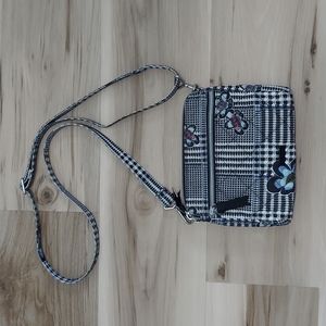 Vera Bradley crossbody bag,hipster 3 zippers,black and white.